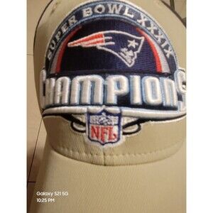 Vintage New England Patriots Vs Philadelphia Eagles Hat Super Bowl 39